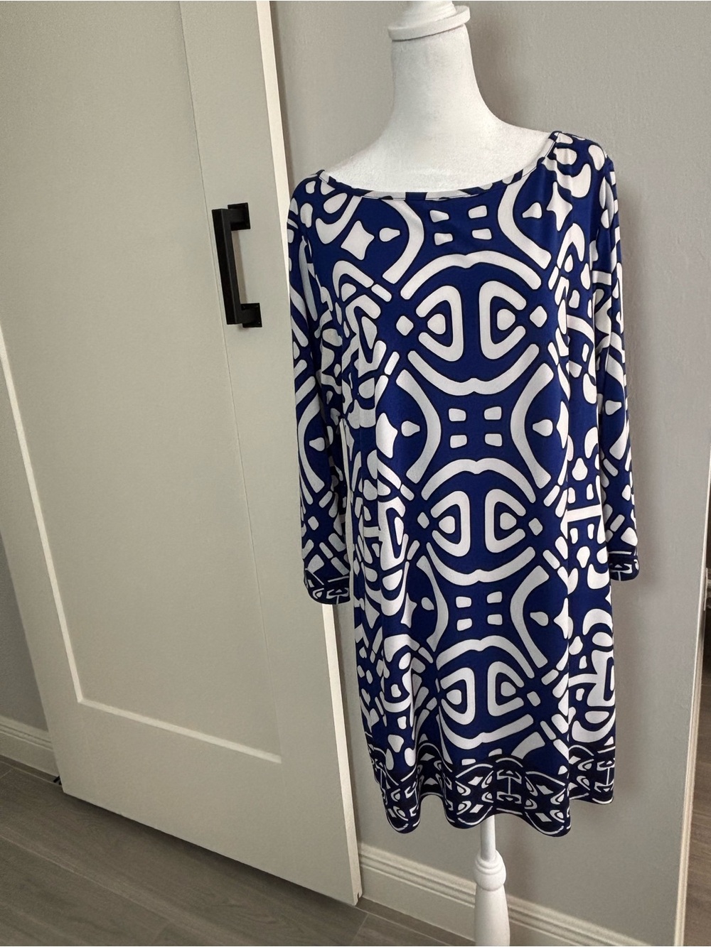 Laundry by Design Navy and White Geometric 3/4 Sleeve Shift Dress Size 10